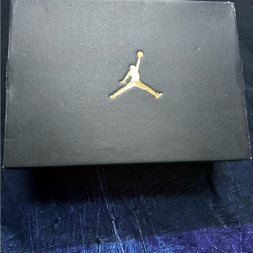 Jordan Women's Shoes - Black and Gold